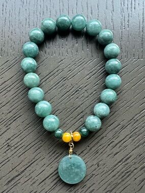 Blue water jade with charm bracelet 10mm SIZE 7’
